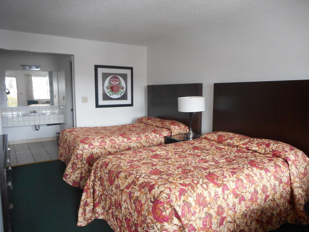 Cougar Land Motel Pullman Exterior foto