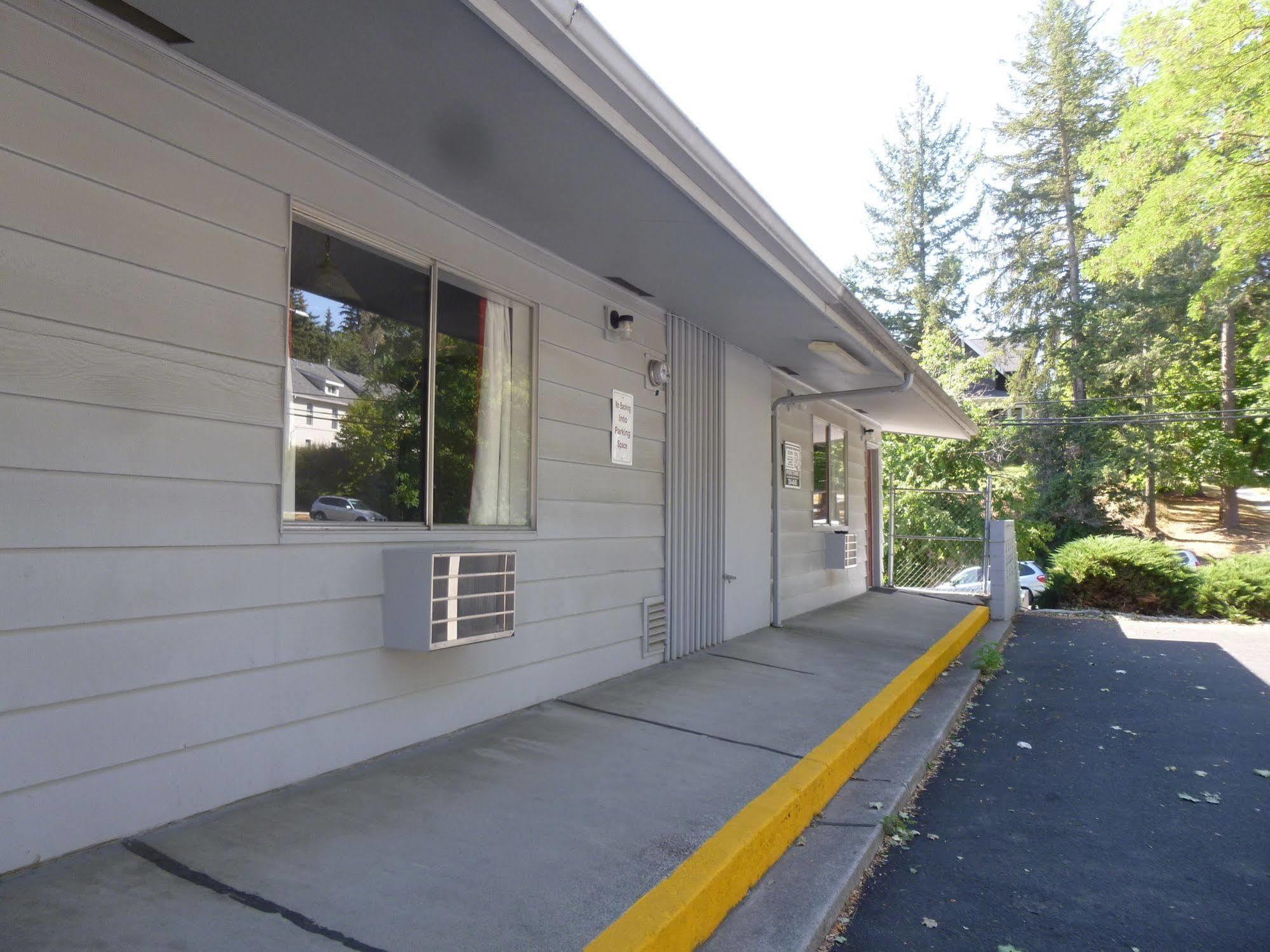Cougar Land Motel Pullman Exterior foto