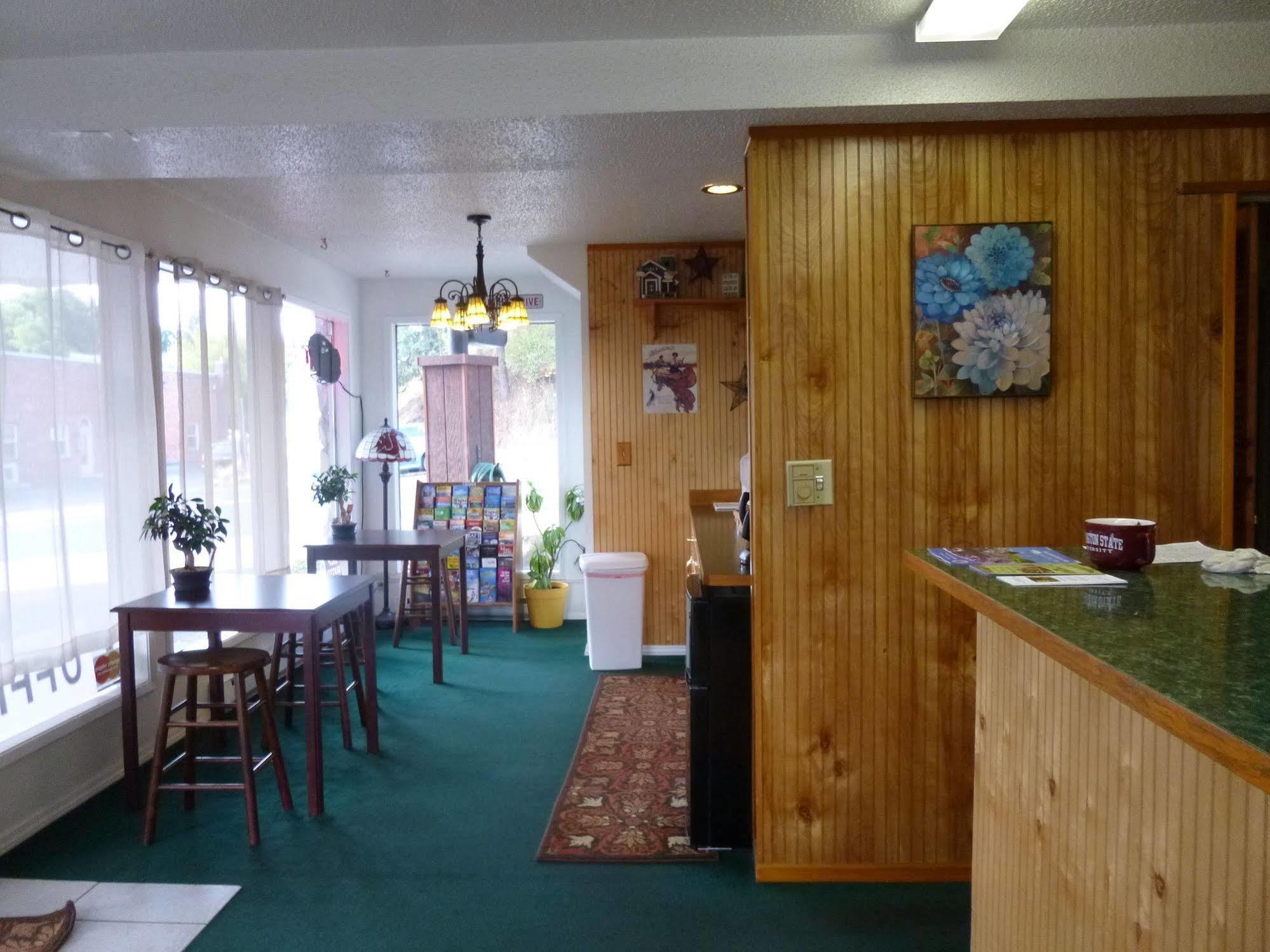 Cougar Land Motel Pullman Exterior foto